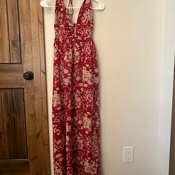 HELLO MOLLY EXPLORE THE COLOURS MAXI DRESS RED - Picture 4 of 5